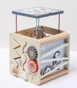 EverEarth 6-in-1 Wild Animal Activity Cube New
