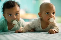 Philips Avent Ultra Soft Plain Soother 2-Pack 0-6m - Assorted Colours Best