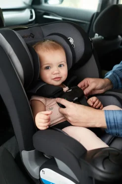 Safety First EverSlim All-in-One Convertible Car Seat High Street Discount