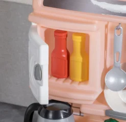 Step2 Quaint Kitchen Clearance